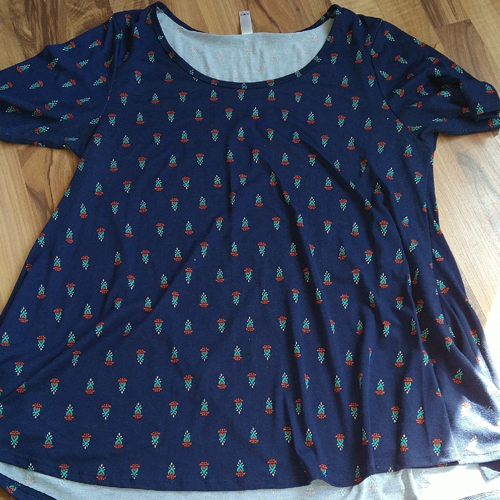 Lularoe Tee